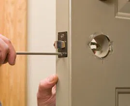 North Salt Lake UT Locksmith Store North Salt Lake, UT 801-820-2431 North Salt Lake UT Locksmith Store North Salt Lake, UT 801-820-2431 - 7-Lock-Changing